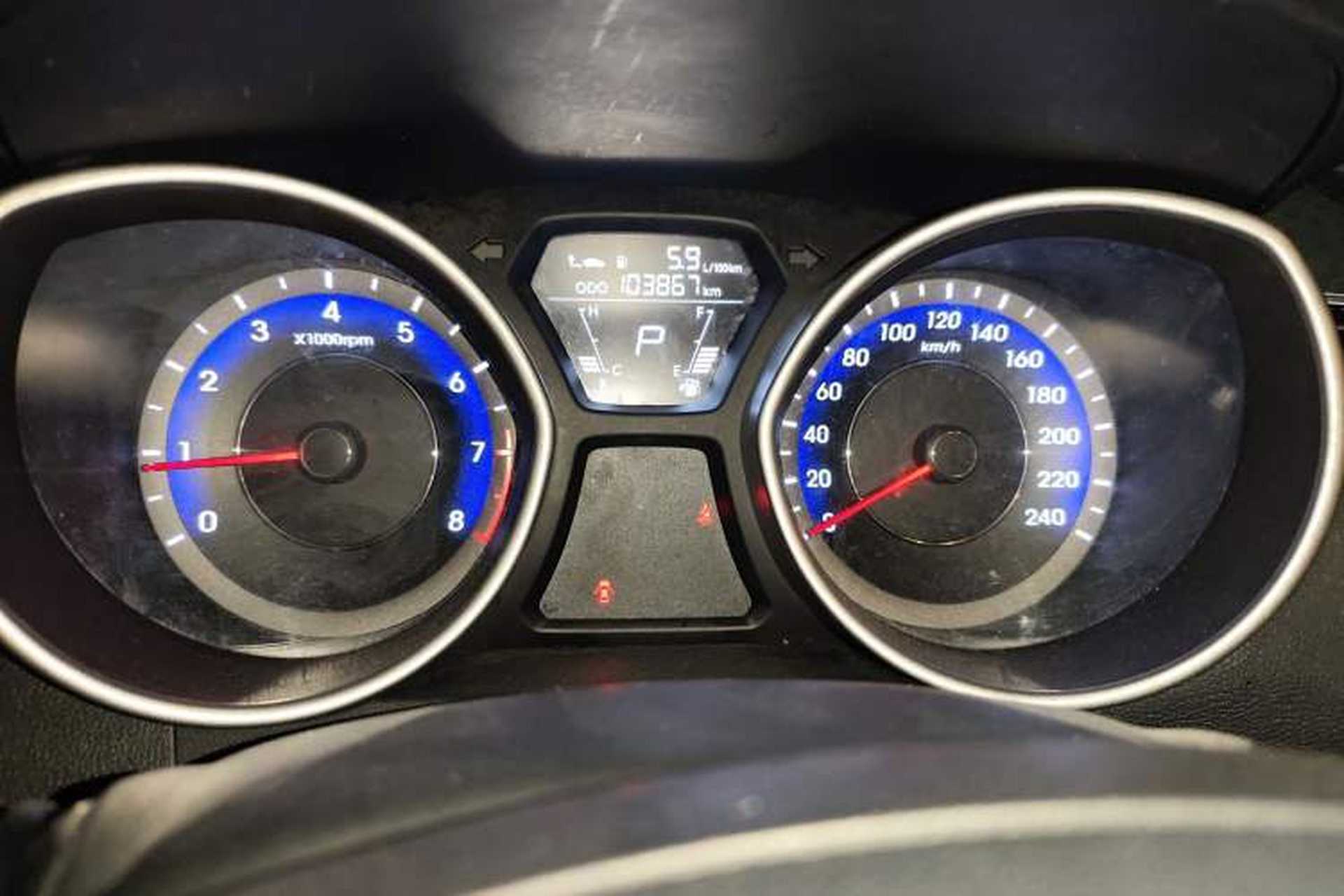Used Hyundai Elantra (5th Generation / Langdong) 2016 1.6L Automatic Smart Version Instrument Cluster