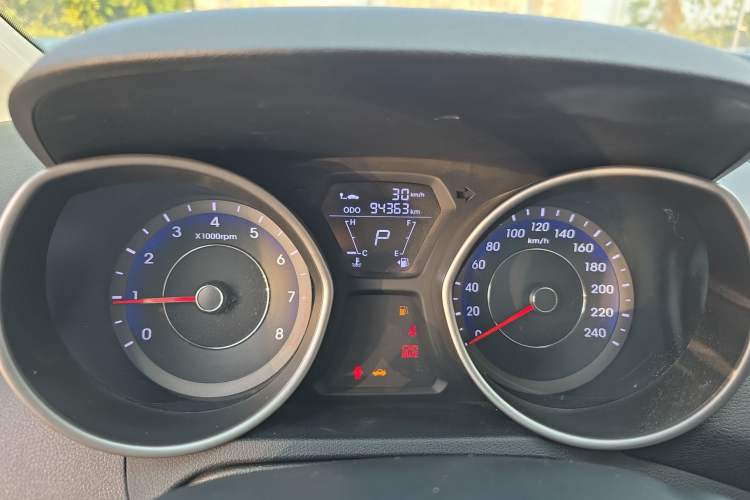 Used Hyundai Elantra (5th Generation / Langdong) 2016 1.6L Automatic Smart Version Instrument Cluster