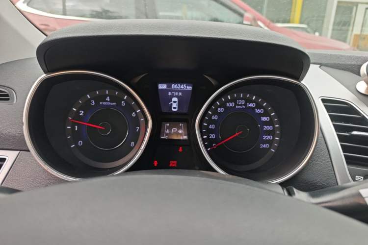 Used Hyundai Elantra (5th Generation / Langdong) 2016 1.6L Automatic Prestige Model Instrument Cluster