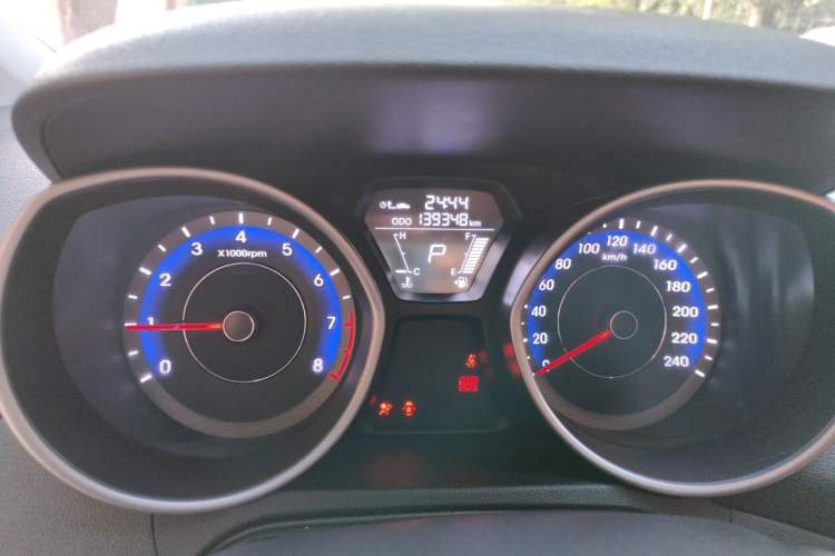 Used Hyundai Elantra (5th Generation / Langdong) 2016 1.6L Automatic Smart Version Instrument Cluster