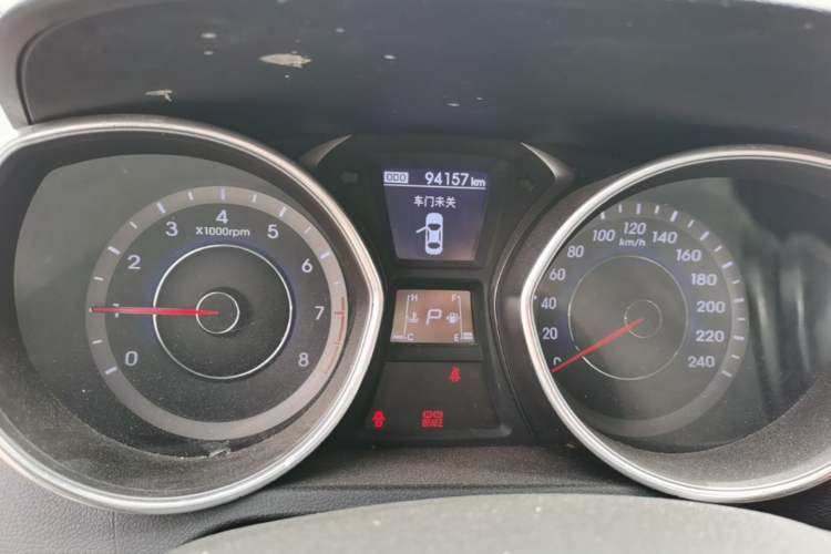 Used Hyundai Elantra (5th Generation / Langdong) 2016 1.6L Automatic Prestige Model Instrument Cluster