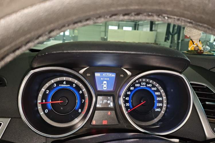 Used Hyundai Elantra (5th Generation / Langdong) 2016 1.6L Automatic Prestige Model Instrument Cluster