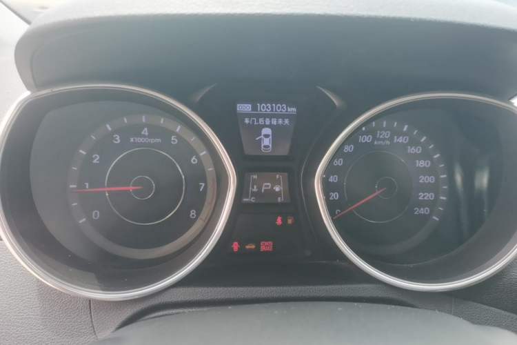 Used Hyundai Elantra (5th Generation / Langdong) 2016 1.6L Automatic Prestige Model Instrument Cluster