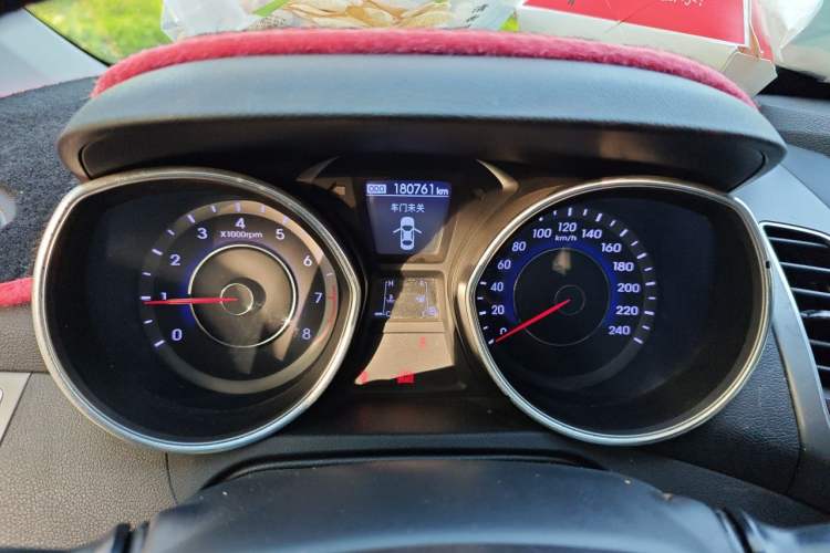 Used Hyundai Elantra (5th Generation / Langdong) 2016 1.6L Manual Luxury Model Instrument Cluster
