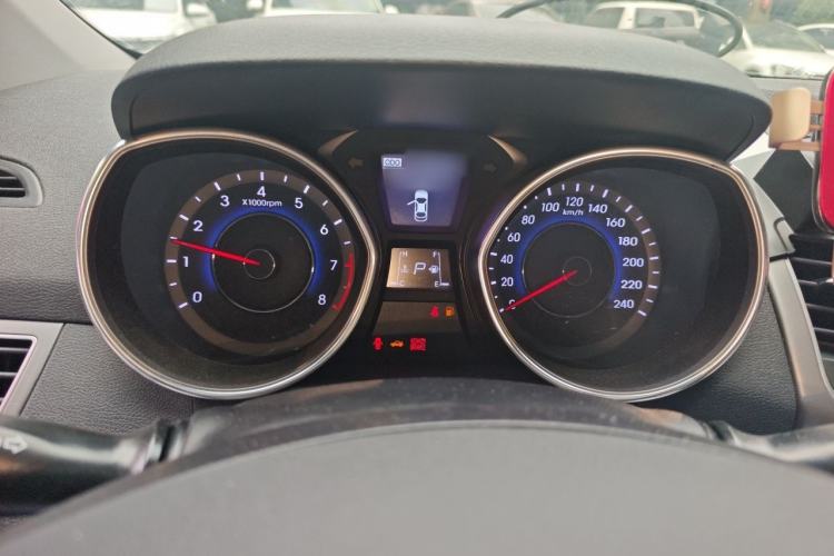 Used Hyundai Elantra (5th Generation / Langdong) 2016 1.6L Automatic Prestige Model Instrument Cluster