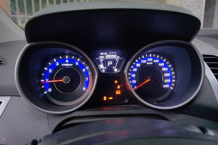 Used Hyundai Elantra (5th Generation / Langdong) 2016 1.6L Automatic Smart Version Instrument Cluster