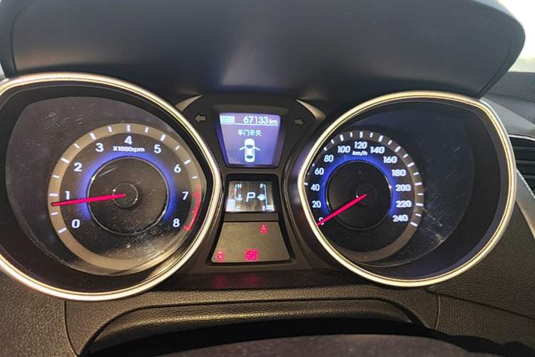 Used Hyundai Elantra (5th Generation / Langdong) 2016 1.6L Automatic Prestige Model Instrument Cluster