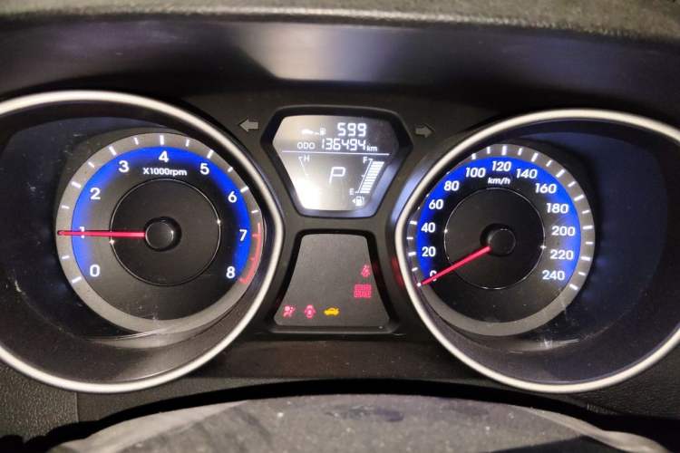 Used Hyundai Elantra (5th Generation / Langdong) 2016 1.6L Automatic Smart Version Instrument Cluster