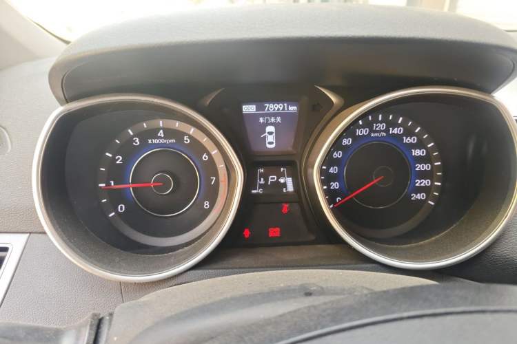 Used Hyundai Elantra (5th Generation / Langdong) 2016 1.6L Automatic Prestige Model Instrument Cluster