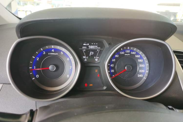 Used Hyundai Elantra (5th Generation / Langdong) 2016 1.6L Automatic Smart Version Instrument Cluster