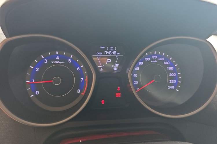 Used Hyundai Elantra (5th Generation / Langdong) 2016 1.6L Automatic Smart Version Instrument Cluster