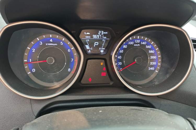 Used Hyundai Elantra (5th Generation / Langdong) 2016 1.6L Automatic Smart Version Instrument Cluster