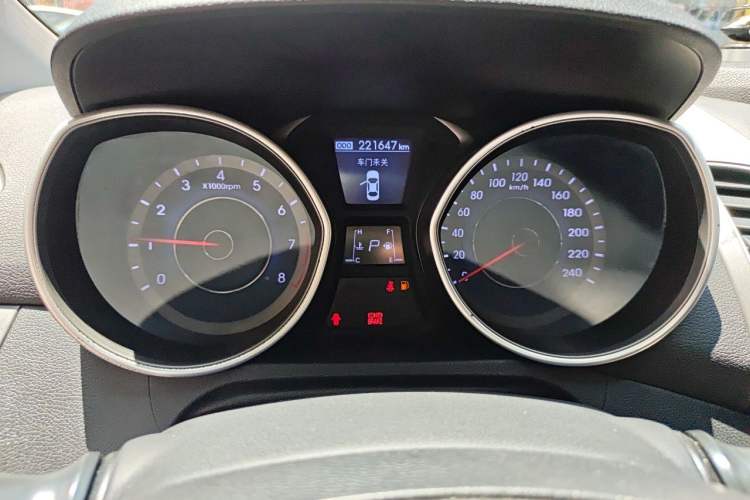 Used Hyundai Elantra (5th Generation / Langdong) 2016 1.6L Automatic Prestige Model Instrument Cluster