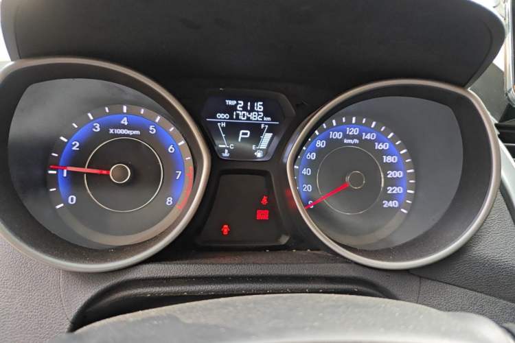 Used Hyundai Elantra (5th Generation / Langdong) 2016 1.6L Automatic Smart Version Instrument Cluster