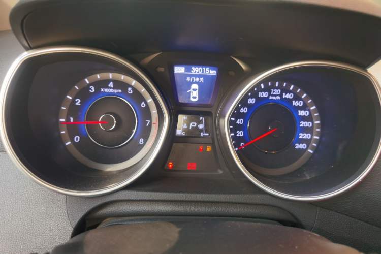 Used Hyundai Elantra (5th Generation / Langdong) 2016 1.6L Automatic Prestige Model Instrument Cluster