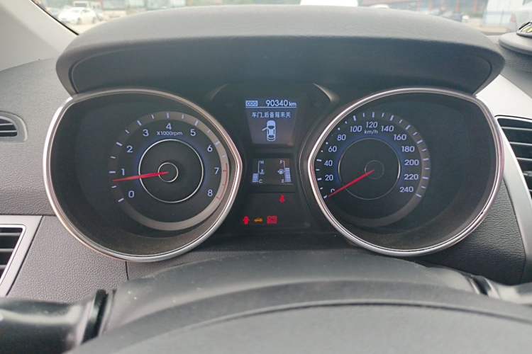 Used Hyundai Elantra (5th Generation / Langdong) 2016 1.6L Manual Luxury Model Instrument Cluster