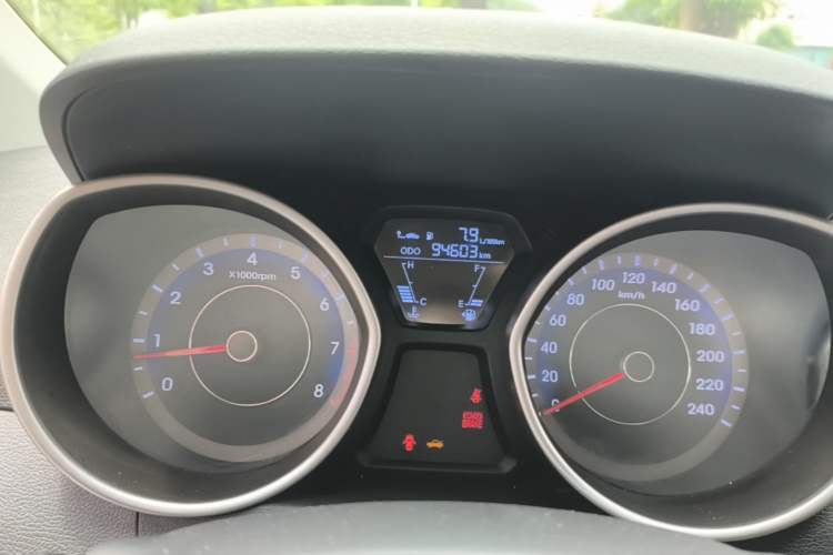 Used Hyundai Elantra (5th Generation / Langdong) 2016 1.6L Manual Fashion Edition Instrument Cluster