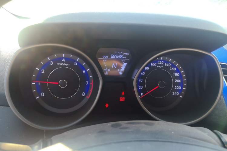 Used Hyundai Elantra (5th Generation / Langdong) 2016 1.6L Automatic Smart Version Instrument Cluster