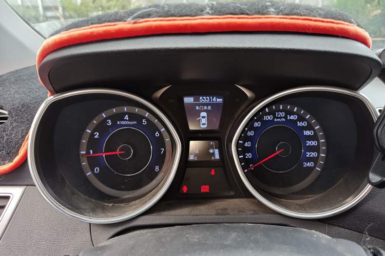 Used Hyundai Elantra (5th Generation / Langdong) 2016 1.6L Manual Luxury Model Instrument Cluster