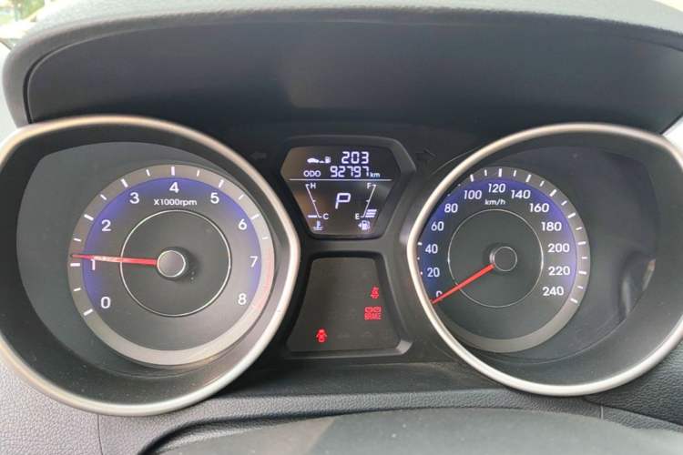 Used Hyundai Elantra (5th Generation / Langdong) 2016 1.6L Automatic Smart Version Instrument Cluster