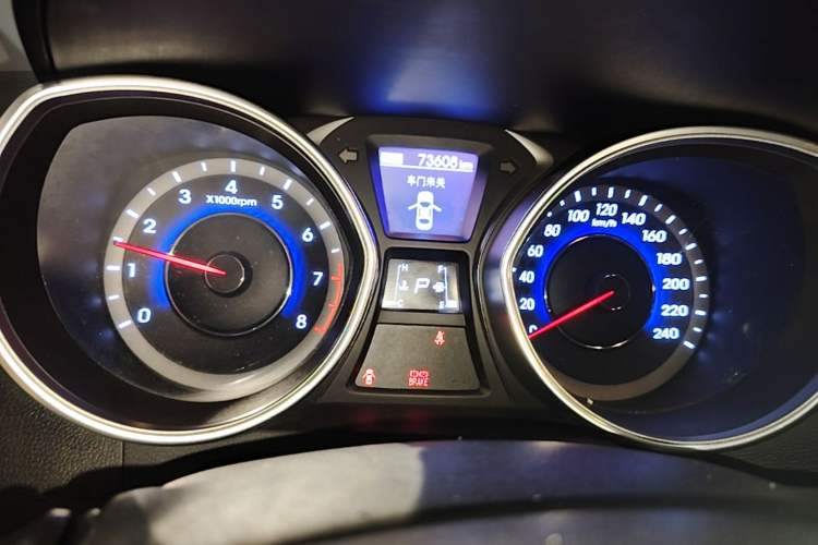 Used Hyundai Elantra (5th Generation / Langdong) 2016 1.6L Automatic Prestige Model Instrument Cluster