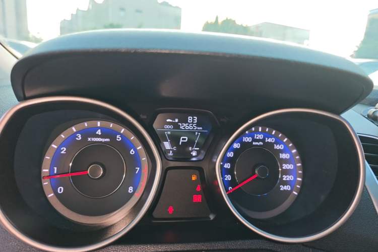 Used Hyundai Elantra (5th Generation / Langdong) 2016 1.6L Automatic Smart Version Instrument Cluster