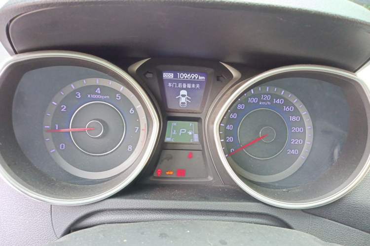 Used Hyundai Elantra (5th Generation / Langdong) 2016 1.6L Automatic Prestige Model Instrument Cluster
