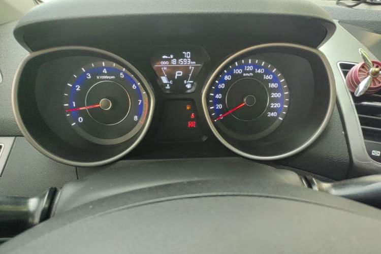 Used Hyundai Elantra (5th Generation / Langdong) 2016 1.6L Automatic Smart Version Instrument Cluster