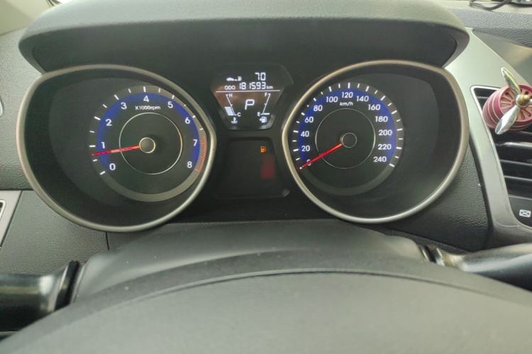 Used Hyundai Elantra (5th Generation / Langdong) 2016 1.6L Automatic Smart Version Instrument Cluster
