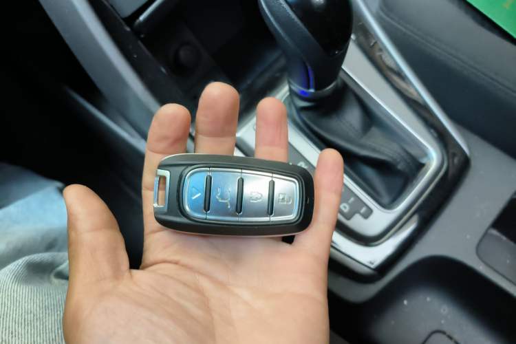 Used Hyundai Elantra (5th Generation / Langdong) 2016 1.6L Automatic Prestige Model Interior 1