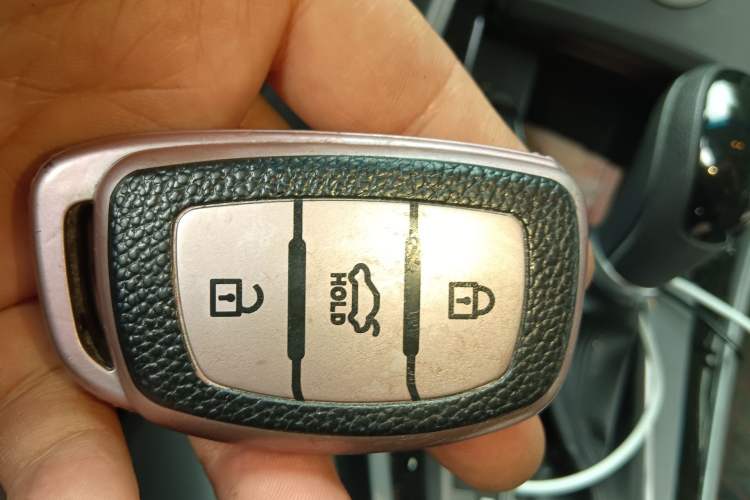 Used Hyundai Elantra (5th Generation / Langdong) 2016 1.6L Automatic Prestige Model Interior 1
