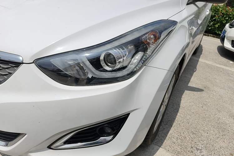 Used Hyundai Elantra (5th Generation / Langdong) 2016 1.6L Automatic Smart Version Left Front Headlight