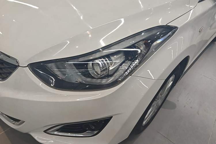 Used Hyundai Elantra (5th Generation / Langdong) 2016 1.6L Automatic Smart Version Left Front Headlight