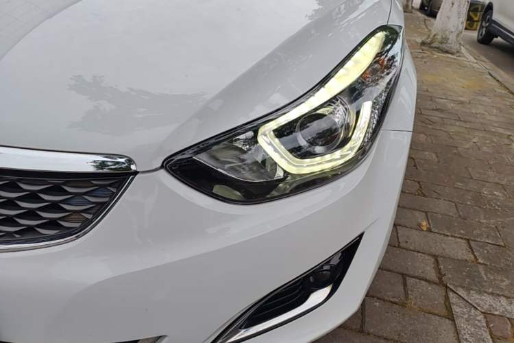 Used Hyundai Elantra (5th Generation / Langdong) 2016 1.6L Automatic Prestige Model Left Front Headlight