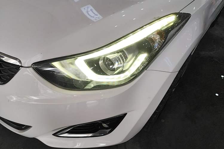 Used Hyundai Elantra (5th Generation / Langdong) 2016 1.6L Manual Luxury Model Left Front Headlight