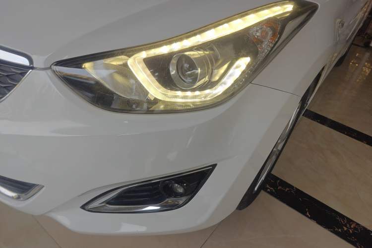 Used Hyundai Elantra (5th Generation / Langdong) 2016 1.6L Automatic Smart Version Left Front Headlight