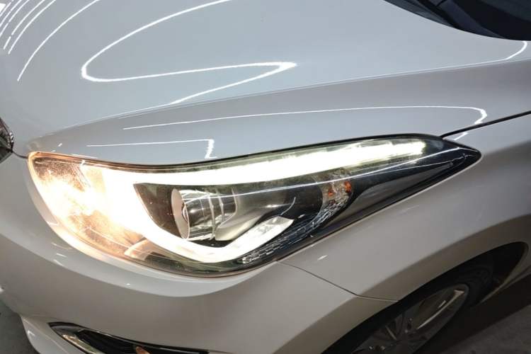 Used Hyundai Elantra (5th Generation / Langdong) 2016 1.6L Automatic Smart Version Left Front Headlight