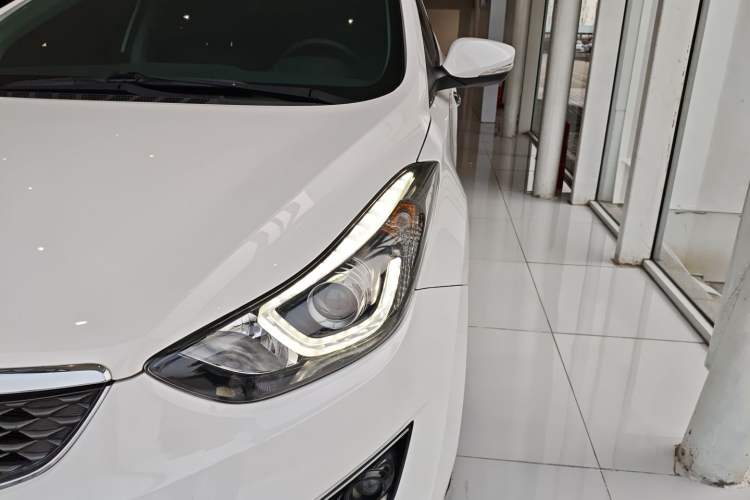 Used Hyundai Elantra (5th Generation / Langdong) 2016 1.6L Automatic Prestige Model Left Front Headlight