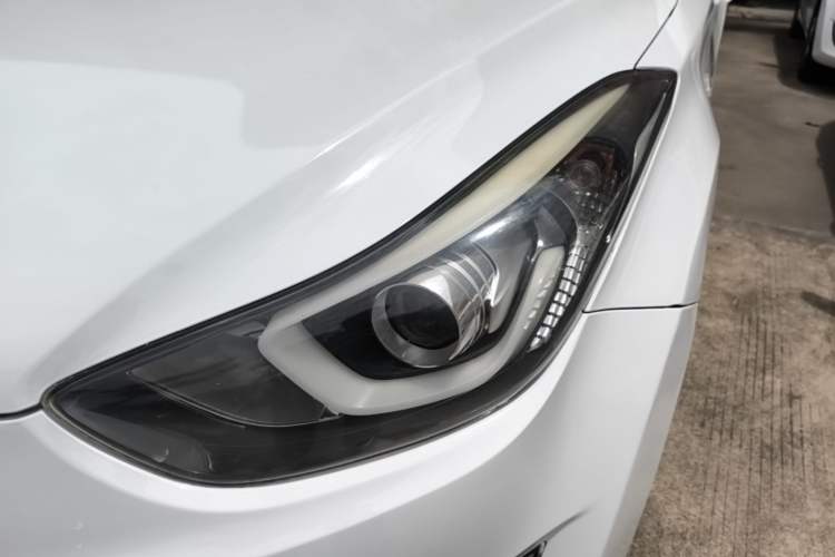 Used Hyundai Elantra (5th Generation / Langdong) 2016 1.6L Manual Fashion Edition Left Front Headlight