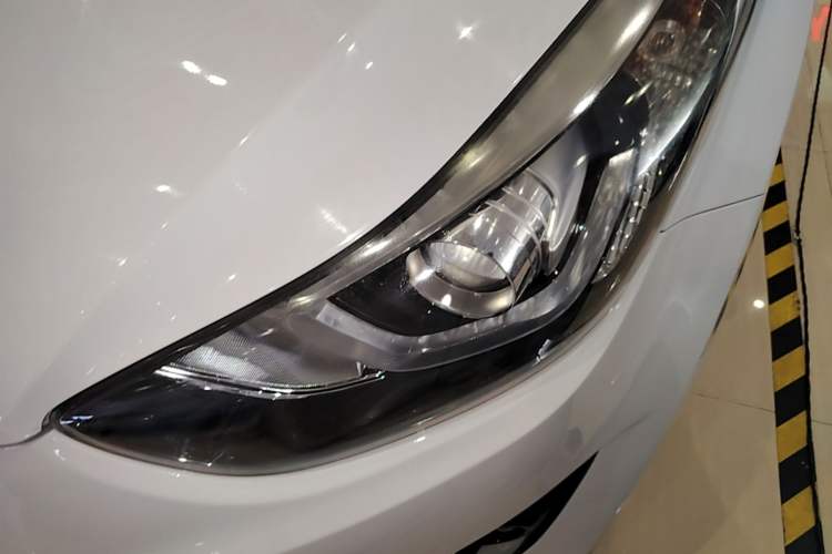 Used Hyundai Elantra (5th Generation / Langdong) 2016 1.6L Automatic Prestige Model Left Front Headlight