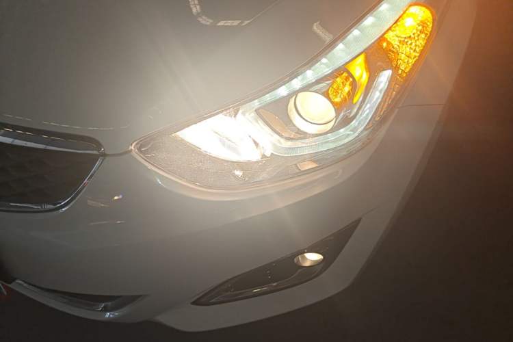 Used Hyundai Elantra (5th Generation / Langdong) 2016 1.6L Automatic Smart Version Left Front Headlight