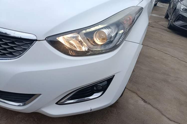 Used Hyundai Elantra (5th Generation / Langdong) 2016 1.6L Manual Luxury Model Left Front Headlight