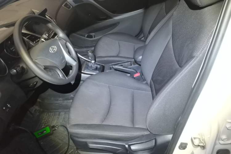 Used Hyundai Elantra (5th Generation / Langdong) 2016 1.6L Manual Fashion Edition Left Front Seat