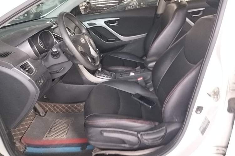 Used Hyundai Elantra (5th Generation / Langdong) 2016 1.6L Automatic Smart Version Left Front Seat