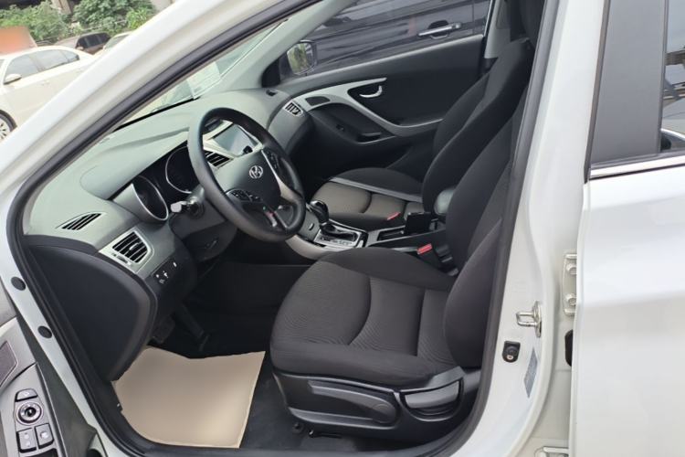Used Hyundai Elantra (5th Generation / Langdong) 2016 1.6L Automatic Prestige Model Left Front Seat