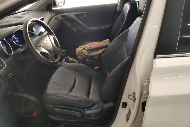 Used Hyundai Elantra (5th Generation / Langdong) 2016 1.6L Automatic Smart Version Left Front Seat