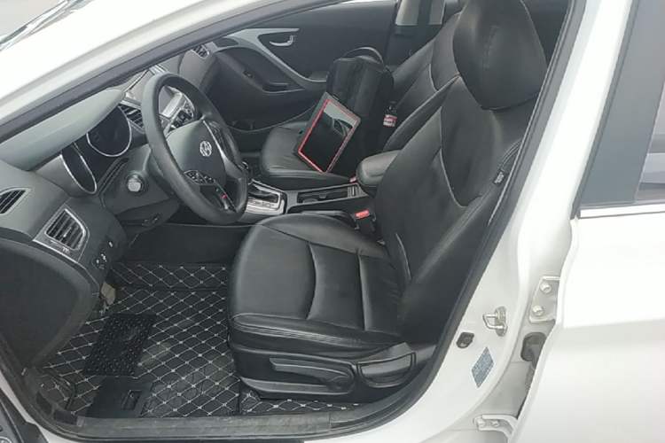 Used Hyundai Elantra (5th Generation / Langdong) 2016 1.6L Automatic Prestige Model Left Front Seat