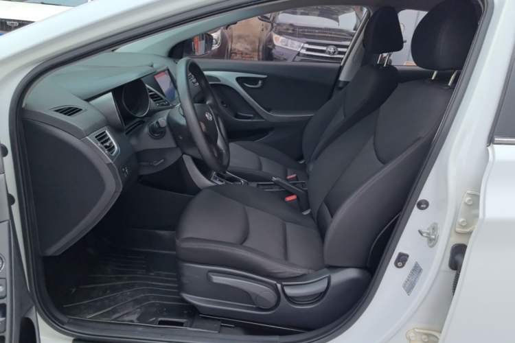 Used Hyundai Elantra (5th Generation / Langdong) 2016 1.6L Automatic Smart Version Left Front Seat
