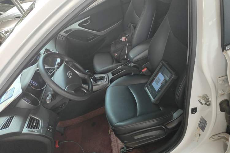 Used Hyundai Elantra (5th Generation / Langdong) 2016 1.6L Automatic Smart Version Left Front Seat