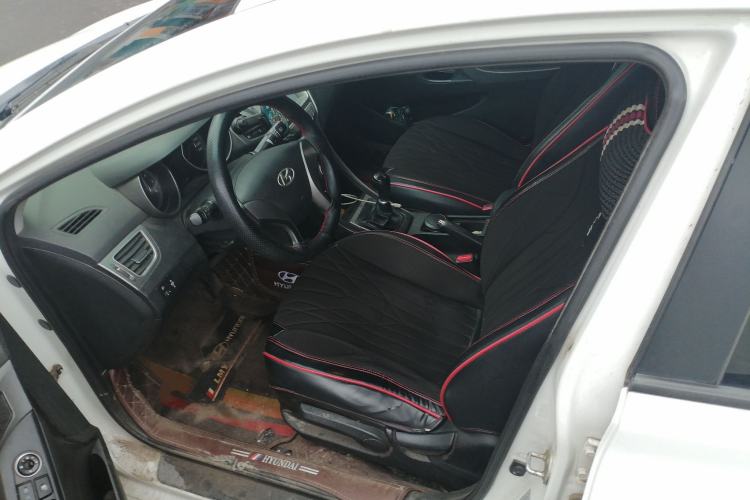 Used Hyundai Elantra (5th Generation / Langdong) 2016 1.6L Manual Fashion Edition Left Front Seat